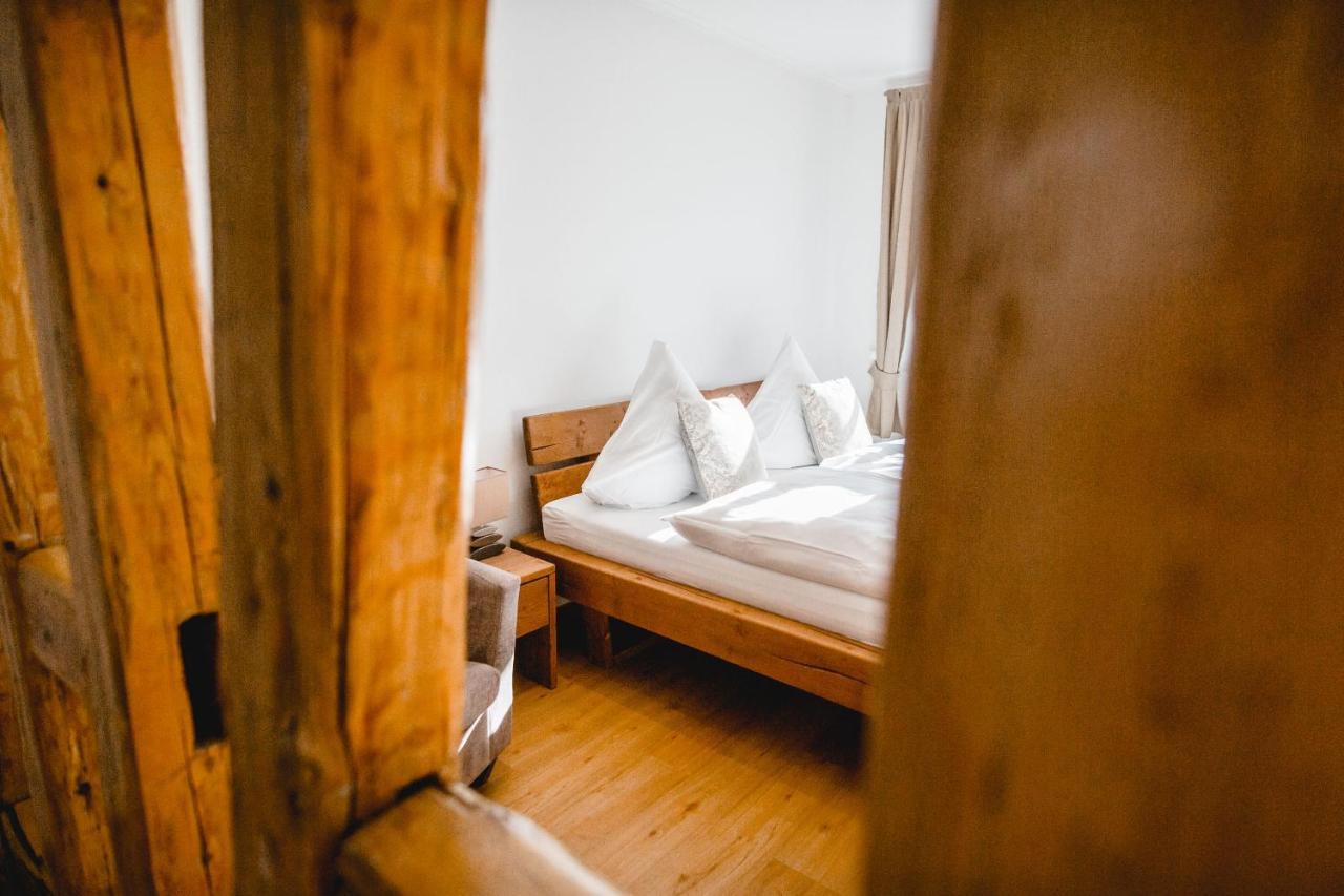 Residenz Weingut Schloss Reinhartshausen Bed and Breakfast Eltville am Rhein Buitenkant foto